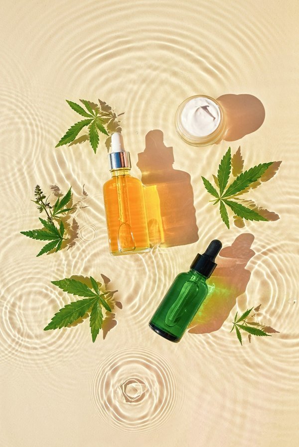 Découvrez la boutique cbd huiles, gélules, bonbons et infusions cbd, cbg et cbn.